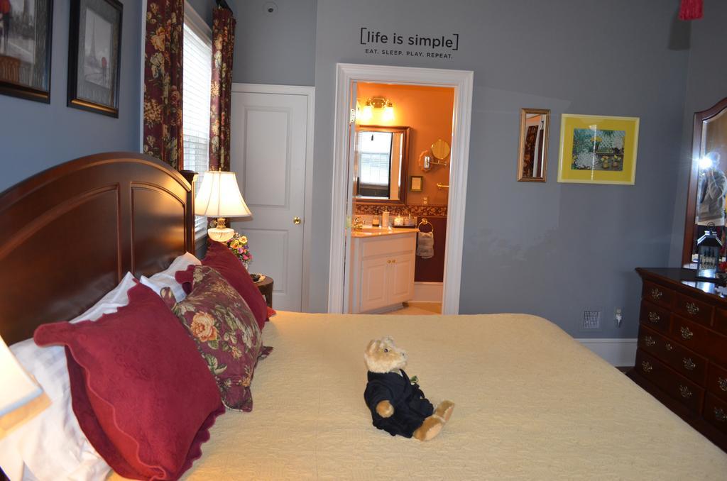 The Collins House Inn Marion Екстериор снимка