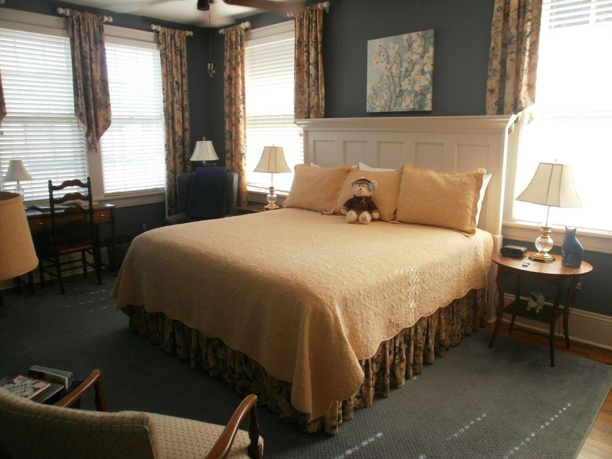 The Collins House Inn Marion Екстериор снимка