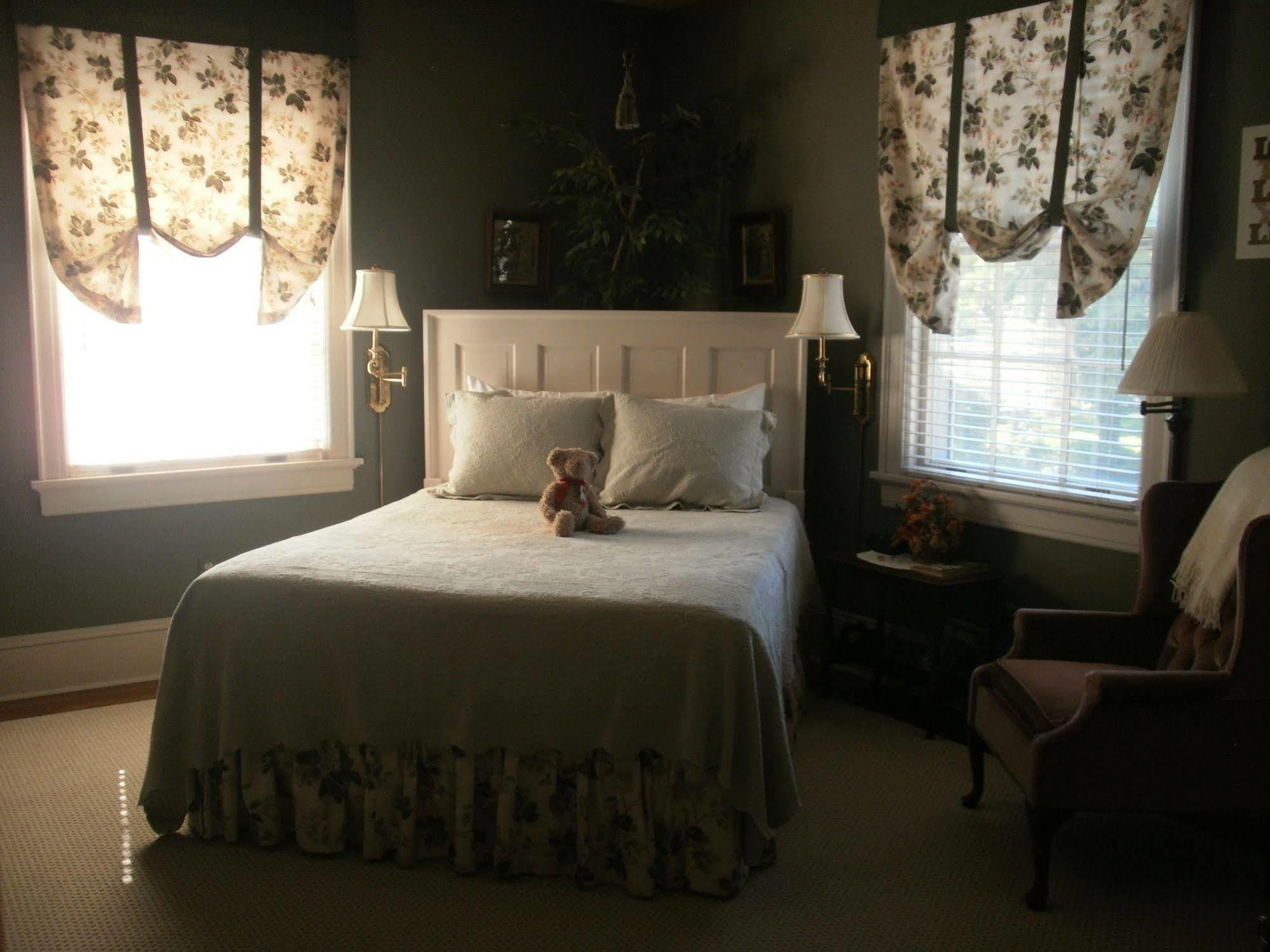 The Collins House Inn Marion Екстериор снимка