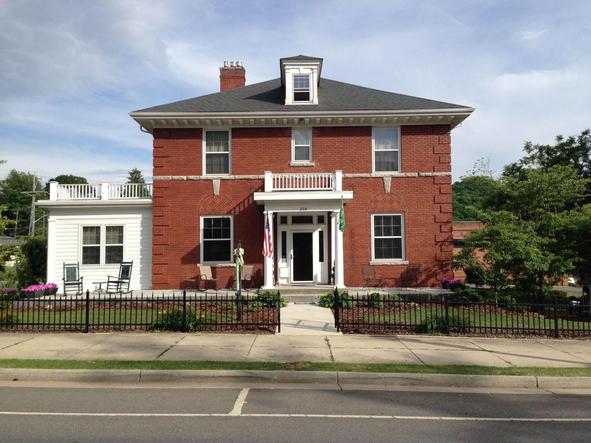The Collins House Inn Marion Екстериор снимка